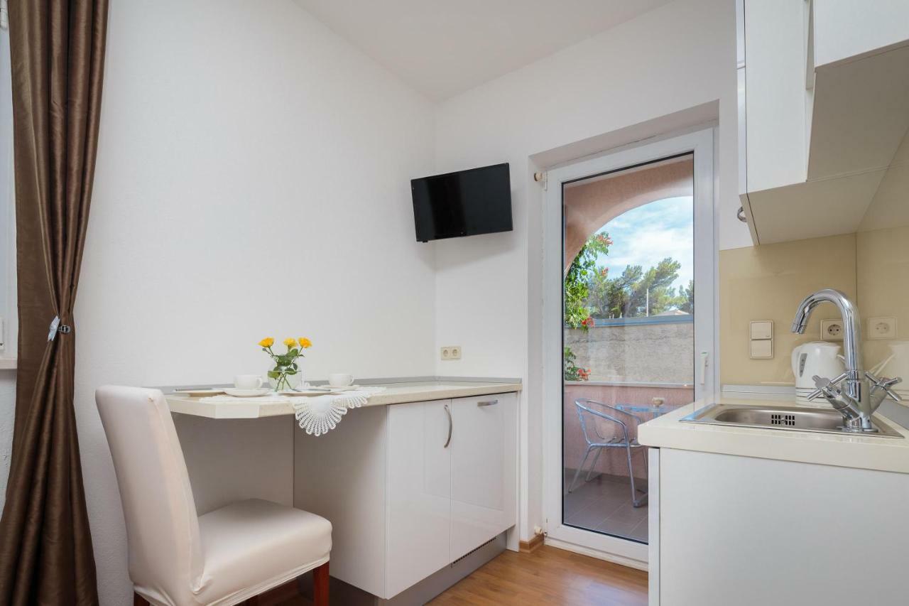 Apartment House Coko *